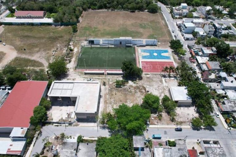 La Unidad Deportiva Pescadores avanza en su construcción con el Programa de Mejoramiento Urbano