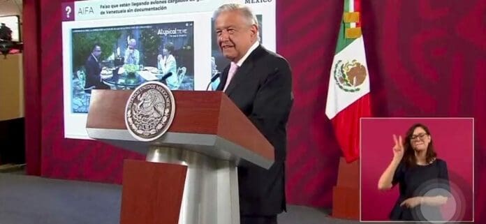 AMLO dijo que Carlos Alazraki tiene pensamiento 