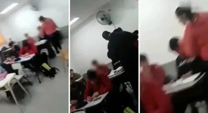 VIDEO: Madre cachetea a compañerito de su hijo en pleno salón de clases tras amenazas