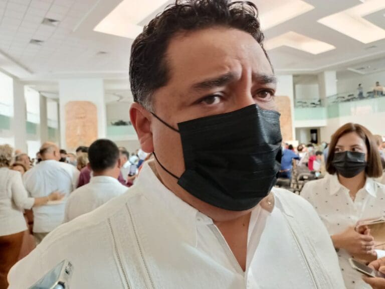 El diputado Eduardo Martínez Arcila dijo que espera que se le regresen dos diputaciones plurinominales a PAN y al PRD.