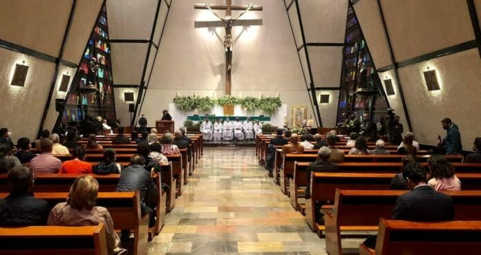 Ahora son los obispos quienes piden al gobierno federal que revise su estrategia de seguridad de 