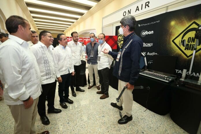 En Quintana Roo estamos comprometidos con la libertad de expresión: Carlos Joaquín
