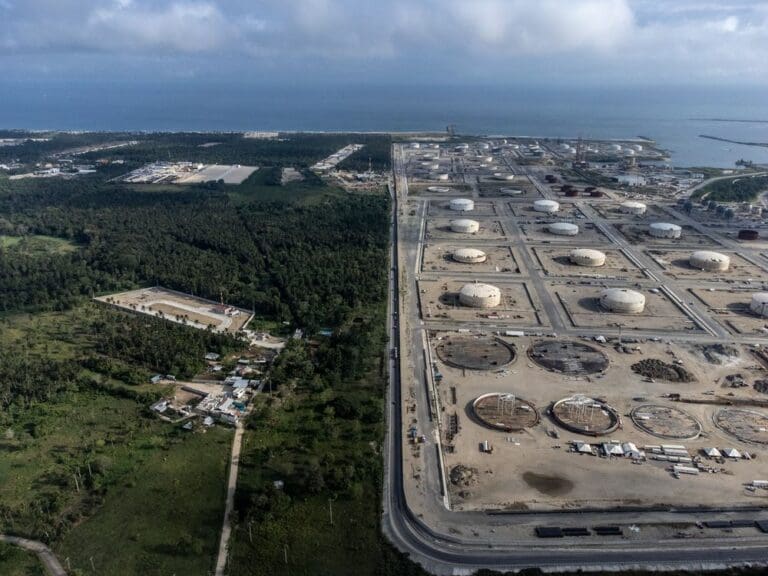 Precio de refinería de Dos Bocas se encareció el doble