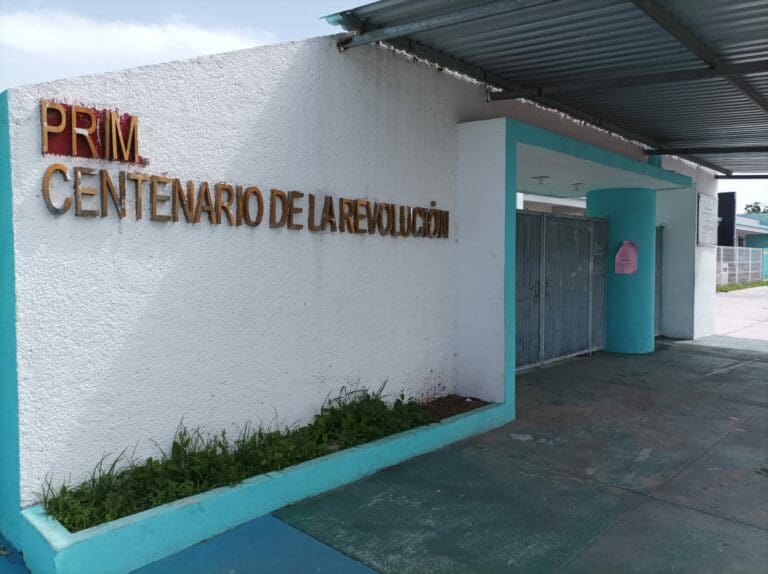 Primaria de Chetumal, en riesgo de cerrar por cuatro contagios de Covid en un grupo