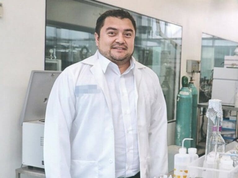 Condenan a 4 años de cárcel al científico mexicano acusado de espiar para Rusia en EU