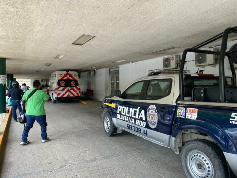 Hieren de bala a hombre tras resistirse a asalto en la carretera Cancún-Leona Vicario