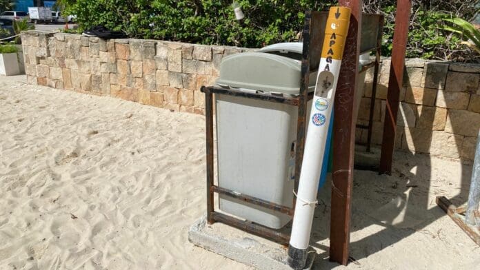 Con recolecta de colillas de cigarro en las costas de Playa del Carmen también se promueve una economía circular