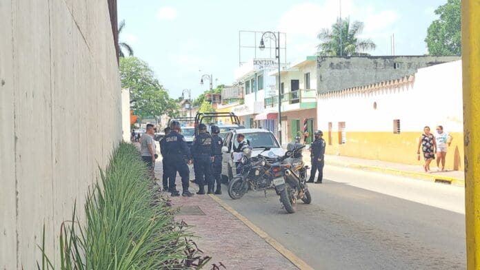 Vehículo sospechoso origina persecución policiaca en Felipe Carillo Puerto￼