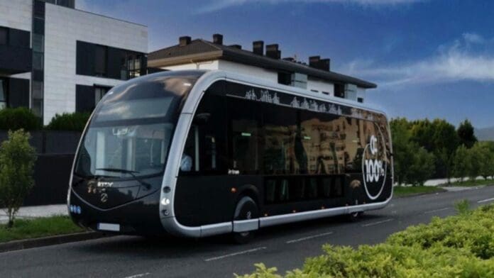Se ha presentado el IE-TRAM, que será el nuevo transporte público 100 por ciento eléctrico de la ciudad de Mérida. ¿Qué tal? Foto: Redes de Mauricio Vila