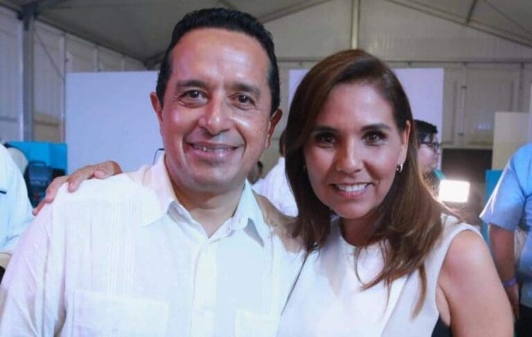 Felicita Carlos Joaquín a Mara Lezama por haber ganado la gubernatura