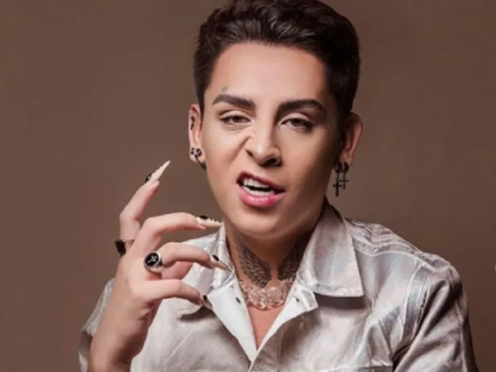 Kunno desprecia a niña que quería una foto con él