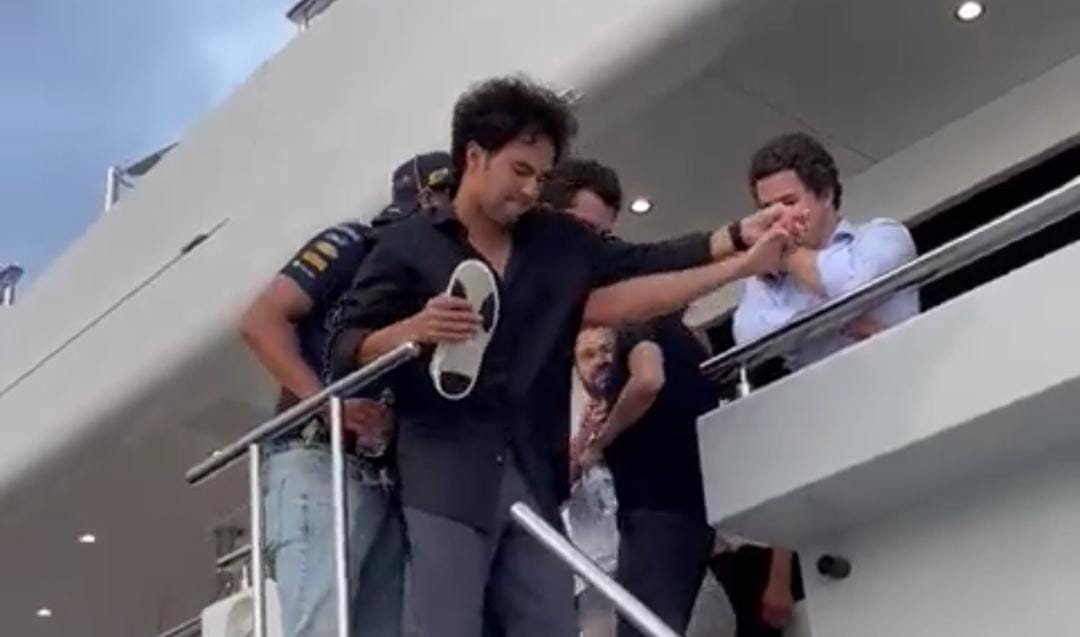 Se disculpa "Checo" Pérez por pasarse de copas; "la mala fiesta no me representa"