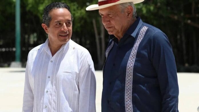 ESPALDARAZO DE AMLO: Califica actuación de Carlos Joaquín como buena