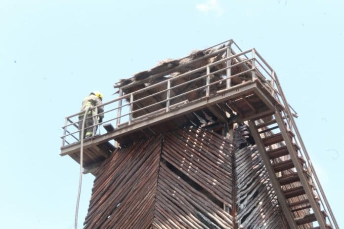Retirarán antigua torre de control por obras en bulevar Colosio de Cancún