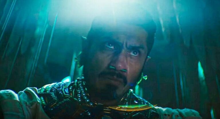 Tenoch Huerta fue a la Comic-Con para presentar la película de Marvel en la que participa. Ahí aprovechó para agradecer a los paisanos.