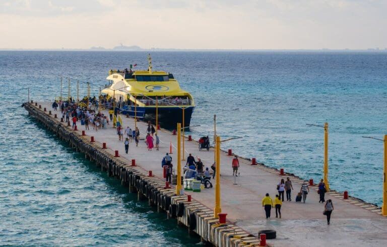 Tras años de espera en los próximos días se firmará el acuerdo que ortorgará descuento en el ferry que va de Playa del Carmen a Cozumel.