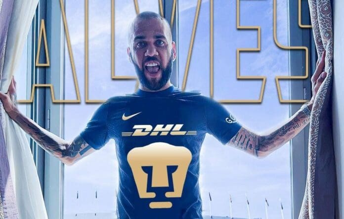Finalmente se ha confirmado que Dani Alves será jugador de los Pumas de la Universidad Nacional. Un gran fichaje para la Liga MX.