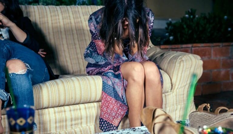 Pijamada en Tijuana termina con 6 menores en el hospital por consumir fentanilo