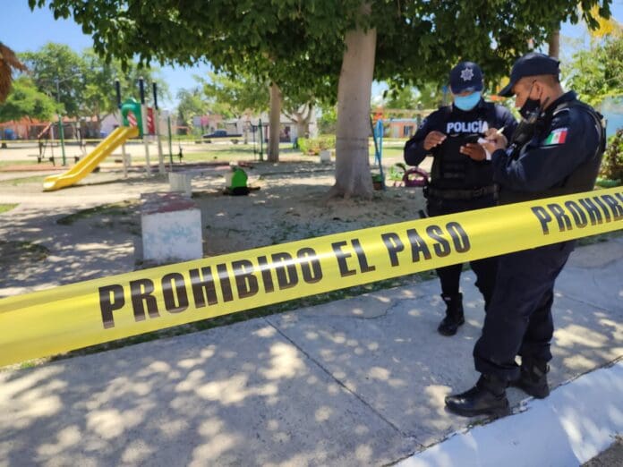 Un indigente perdió la vida este domingo en un parque de Puerto Aventuras. La gente de la zona solo alcalzó a decir que se llamaba Elías.