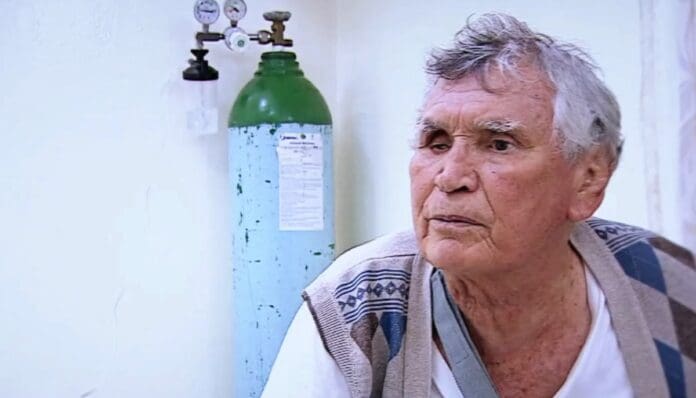 Sacan a Miguel Félix Gallardo de prisión para intentar salvarle la vista