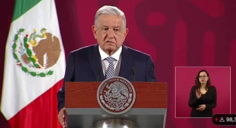 AMLO respondió a las críticas por su comportamiento durante su reunión con Joe Biden; dice que hay que ser auténtico.