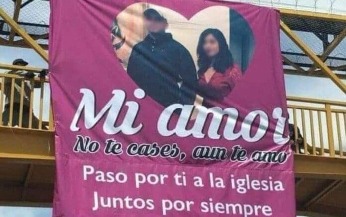 Esta es la historia de un joven que pide a su ex que no se case y que vuelva con él. 