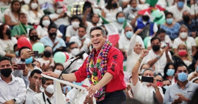 Video: “Alito” Moreno denuncia que fue retenido en el AICM a su regreso a México