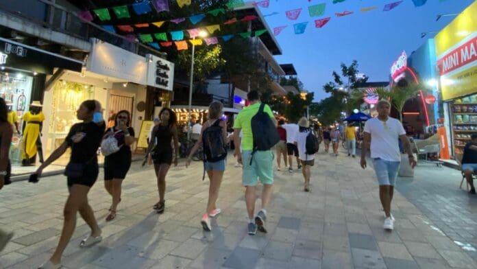 La Canirac de Playa del Carmen fortalece a sus agremiados en materia de seguridad