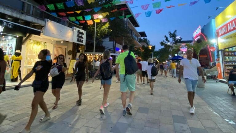 La Canirac de Playa del Carmen fortalece a sus agremiados en materia de seguridad