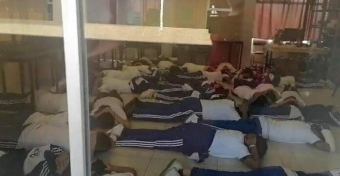 Un simulacro de balacera se llevó a cabo en una escuela primaria en Morelos; nos recuerda la grave inseguridad que se vive.