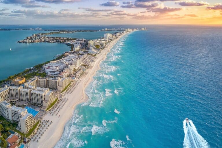 ¿Qué es más caro: Cancún o Playa del Carmen?