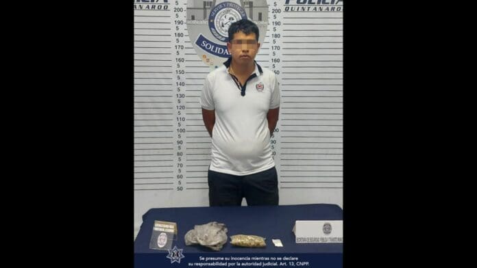 Persecución en El Pedregal termina con hombre detenido en posesión de marihuana