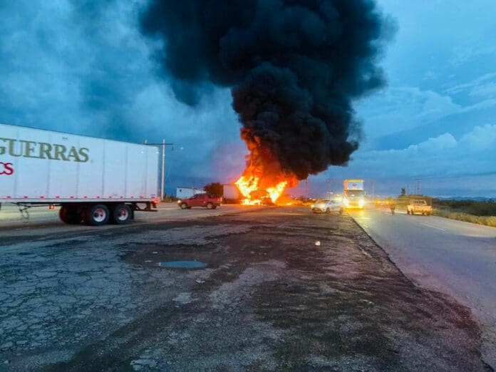 Violencia en Zacatecas: Suspenden clases presenciales tras balaceras y bloqueos carreteros