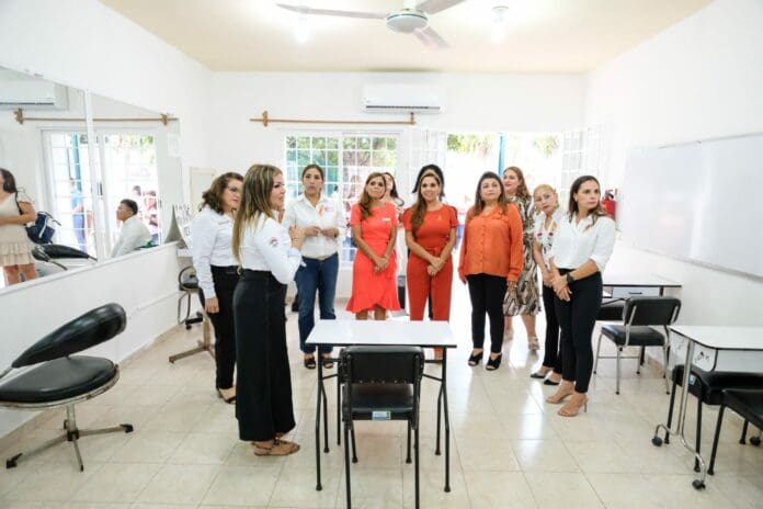 Jóvenes, fundamentales en la transformación de Quintana Roo: Mara Lezama