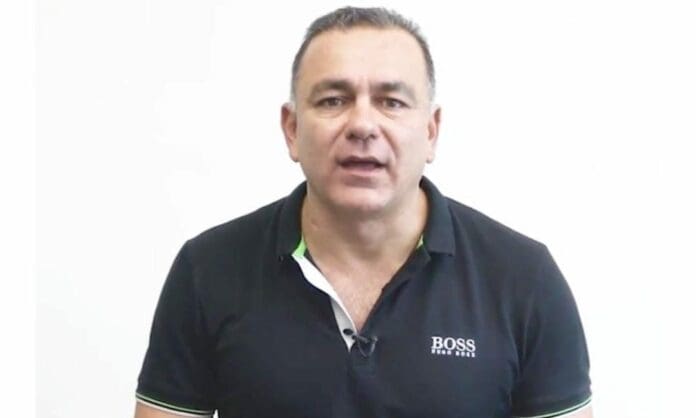 Carlos Mimenza obtuvo un amparo por una causa civil y no penal. Esto significa que el empresario y aspirante a político seguirá tras las rejas.