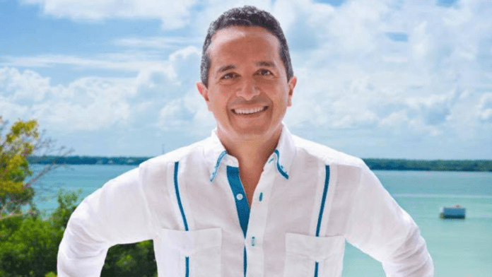 Yeidckol Polevnsky visitó Quintana Roo y aprovechó para destacar la labor de Carlos Joaquín, de quien dijo es un mandatario especial.