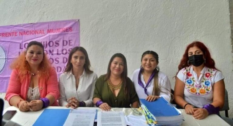 Colectivas de la Red Feminista Quintanarroense aceptaron reunirse con integrantes del próximo gobierno para discutir la agenda de género.