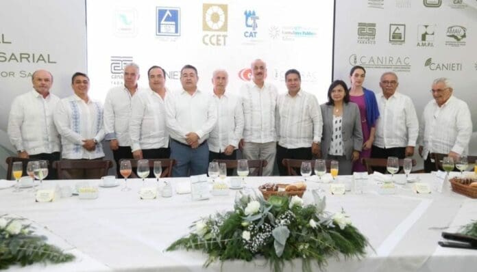 Lenin Amaro Betancourt y otros empresarios del sureste destacan la valía que tendrá el campo Lakach que abastecerá de gas a la región.