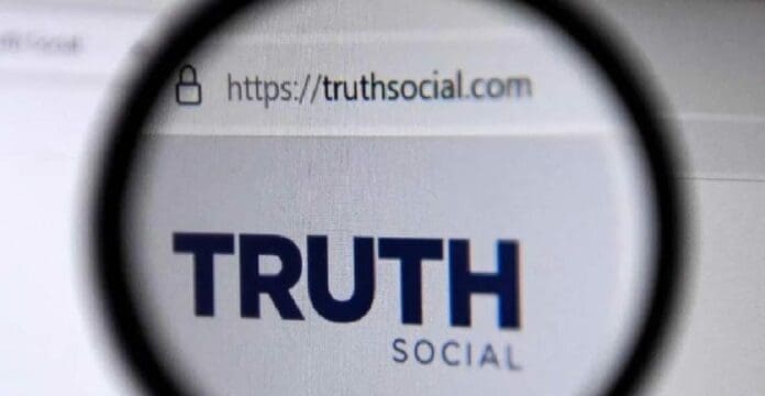 Trump y su red Truth Social superan récord de descargas tras la redada del FBI