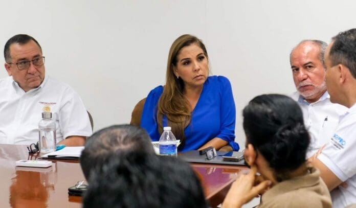 La gobernadora electa Mara Lezama sostuvo una reunión con funcionarios de diversas dependencias para evaluar avance de las macro obras.