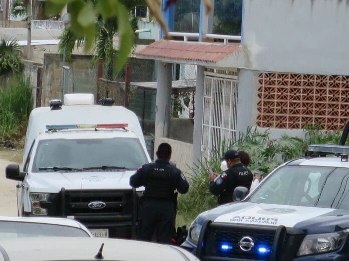 Hallan cuerpo de un ejecutado en las inmediaciones de la Unicaribe, en Cancún