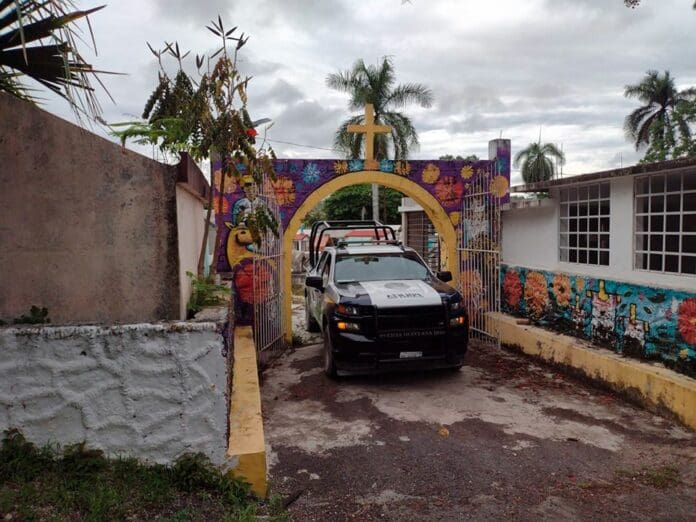 Hallan féretro al aire libre en el cementerio antiguo de Felipe Carrillo Puerto