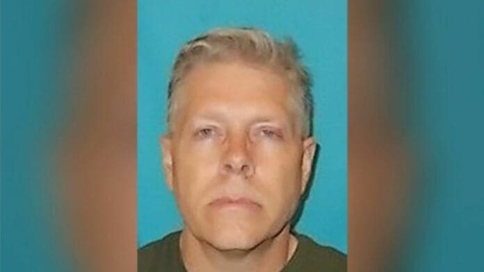 Acusado de abuso de menores fallece tras ingerir un líquido durante su sentencia