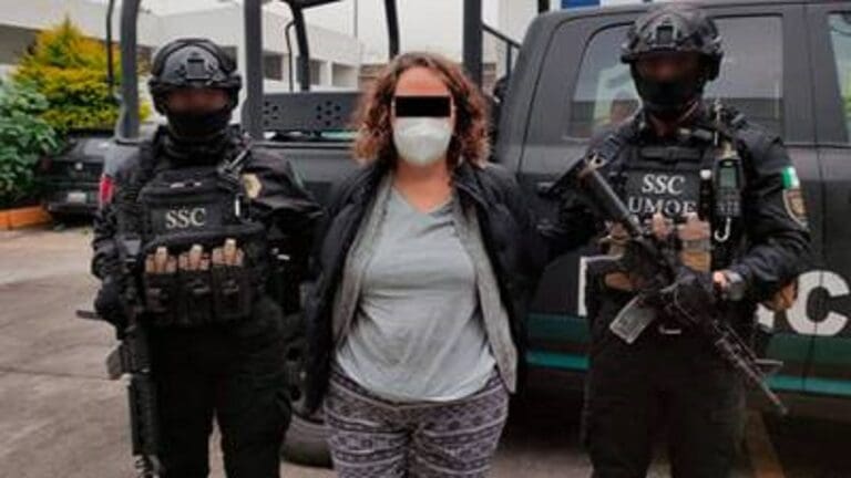 Detienen a esposa de directivo de La Salle por presunta participación en su asesinato