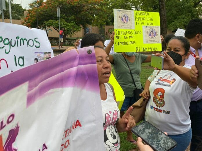 Realizan marcha pacífica en Cancún por desaparición de la niña Fernanda Cayetana