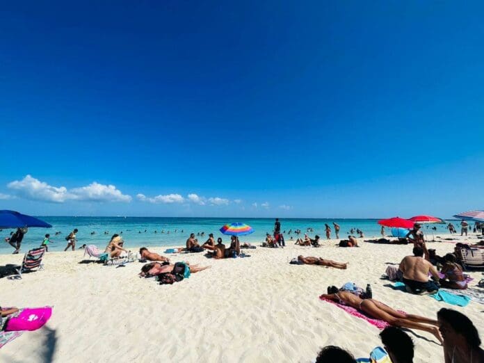 Playa del Carmen ROMPE récord de turistas en VERANO 2022