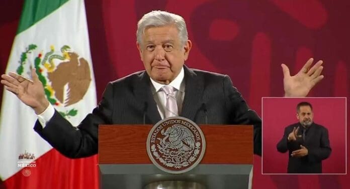 AMLO dijo que su gobierno siempre ha tenido la razón en lo concerniente al Tren Maya y que por eso ganaron los amparos.