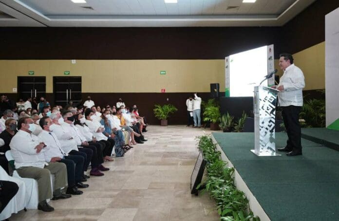 PRESENTAN EVOLUCIÓN DE LA DEUDA PÚBLICA DE QUINTANA ROO DESDE 1975 HASTA 2022