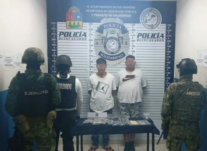 Caen dos que extorsionaban a comerciantes en Playa del Carmen