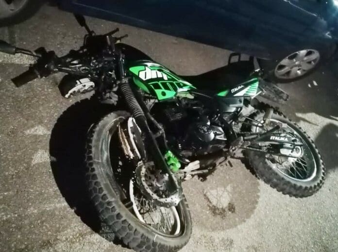 Capturan a presunto asaltante armado tras sufrir accidente en Playa del Carmen